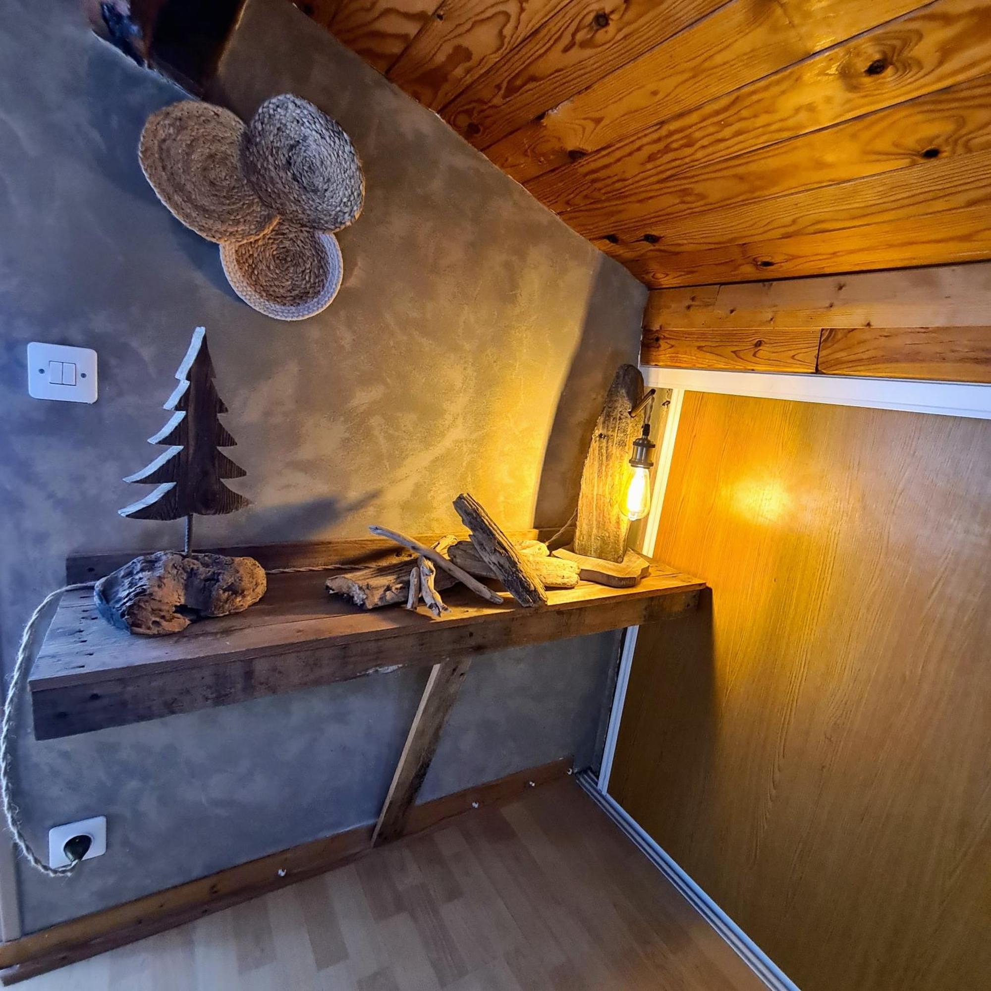 Haut De Villa Atypique,Terrasse,Barbecue,Velos Ла Гард Екстериор снимка